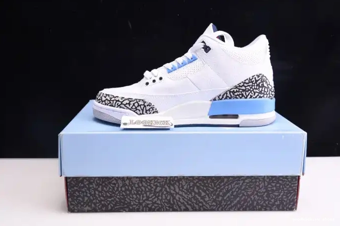Air Jordan UNC CT8532-104 3 0606